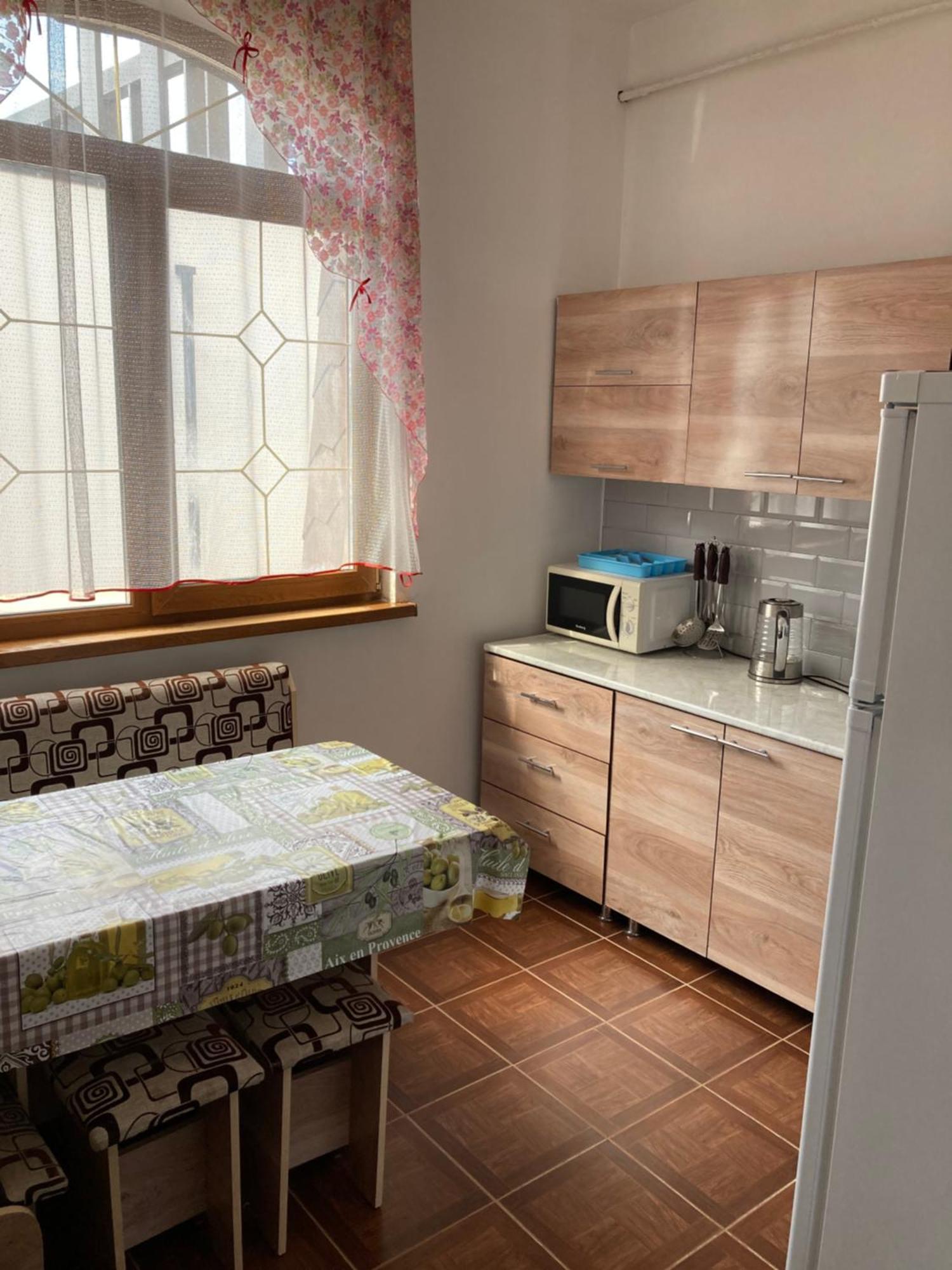 46,2 Karmysova Street Serviced Apartments Almaty Eksteriør billede