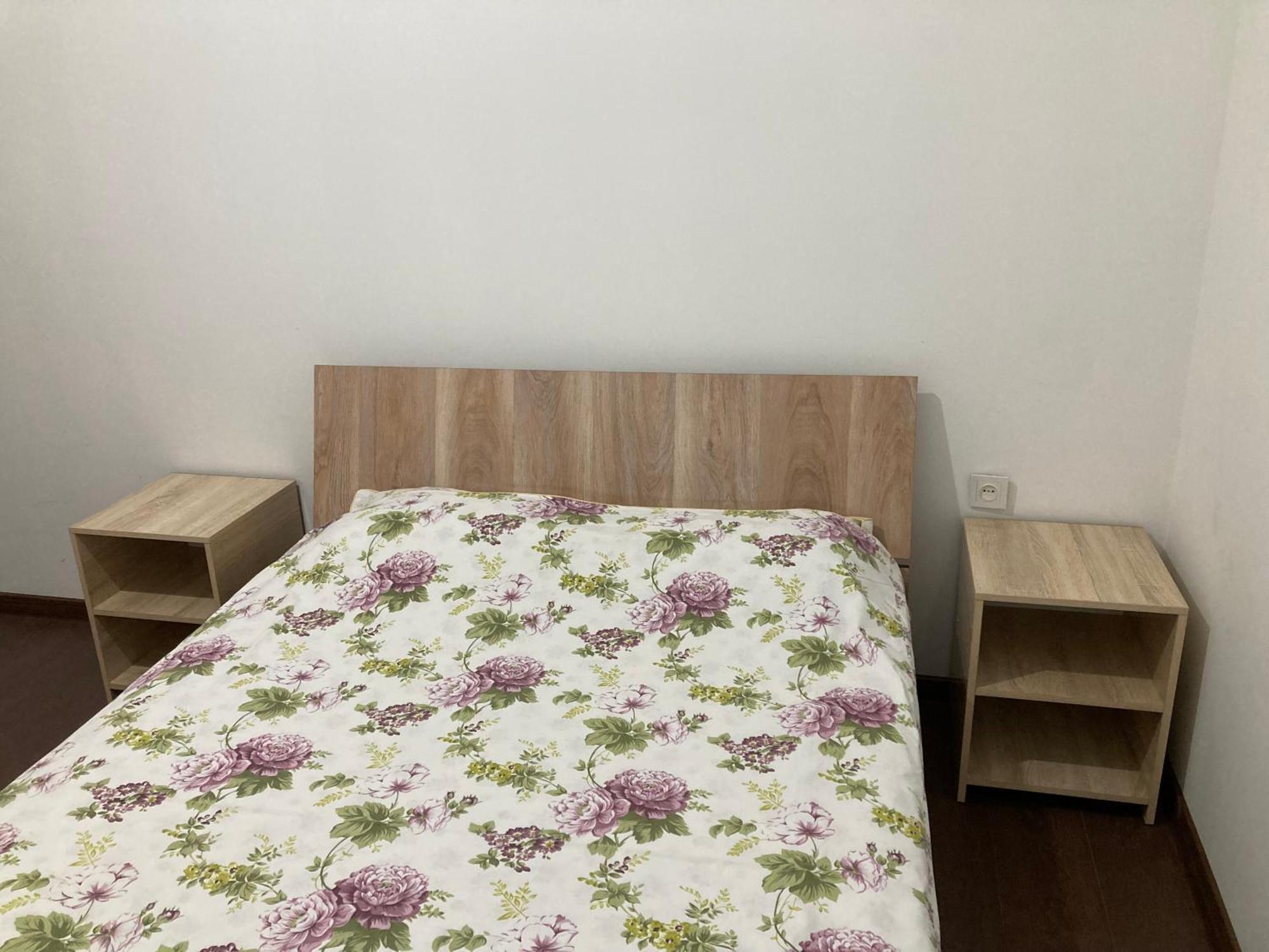 46,2 Karmysova Street Serviced Apartments Almaty Eksteriør billede